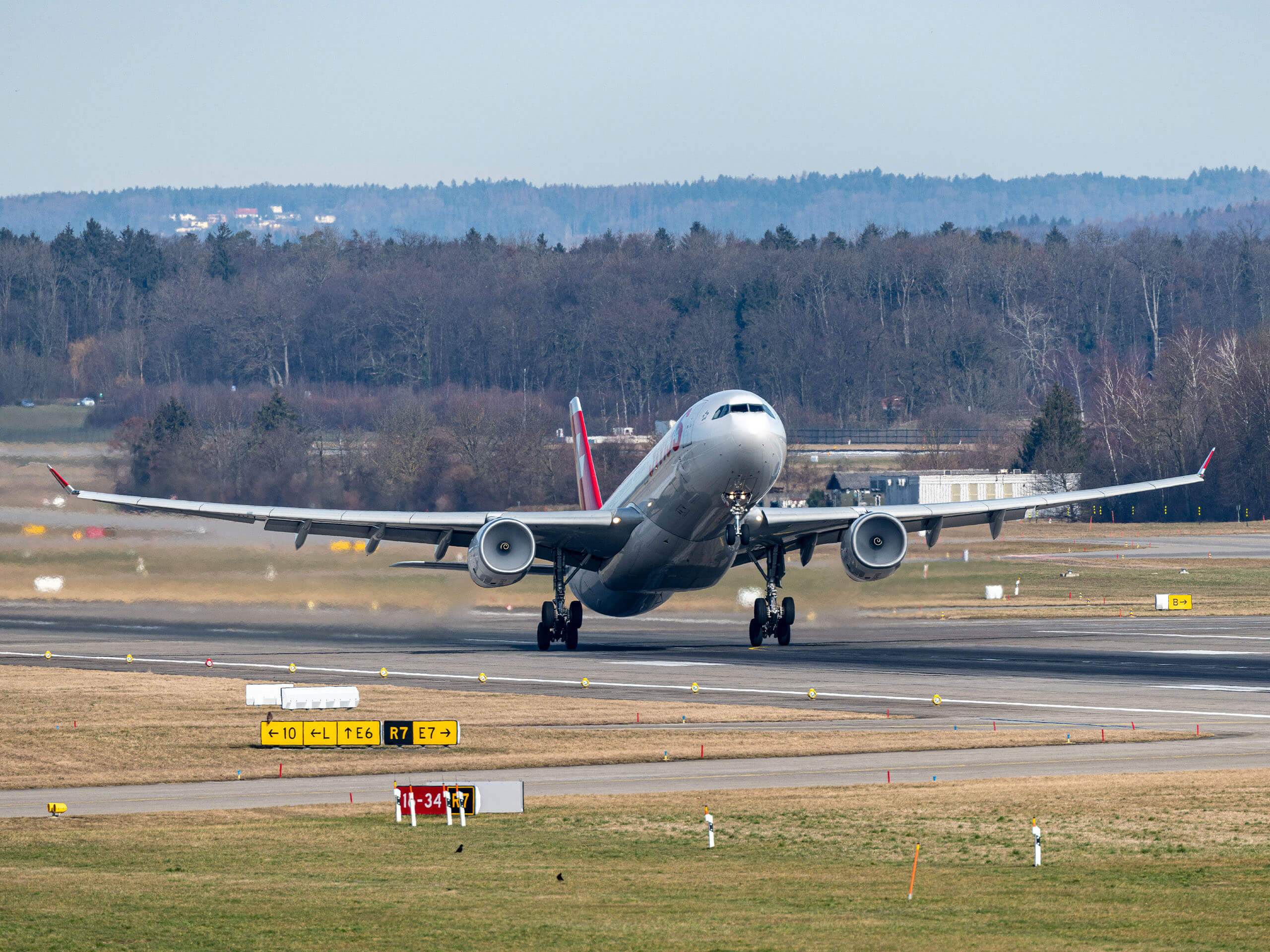 Take off of Swiss airplane