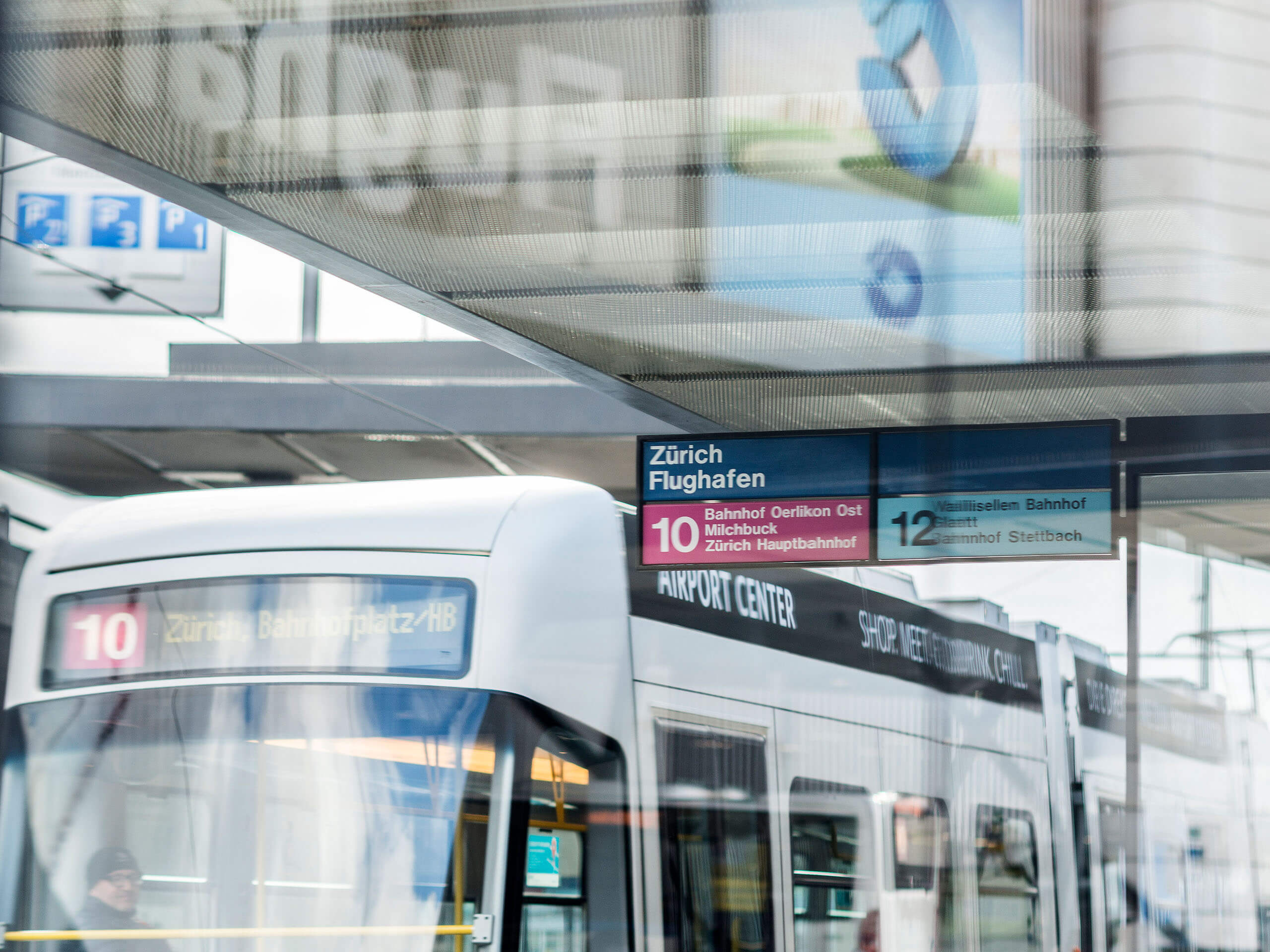 train tram bus flughafen zuerich