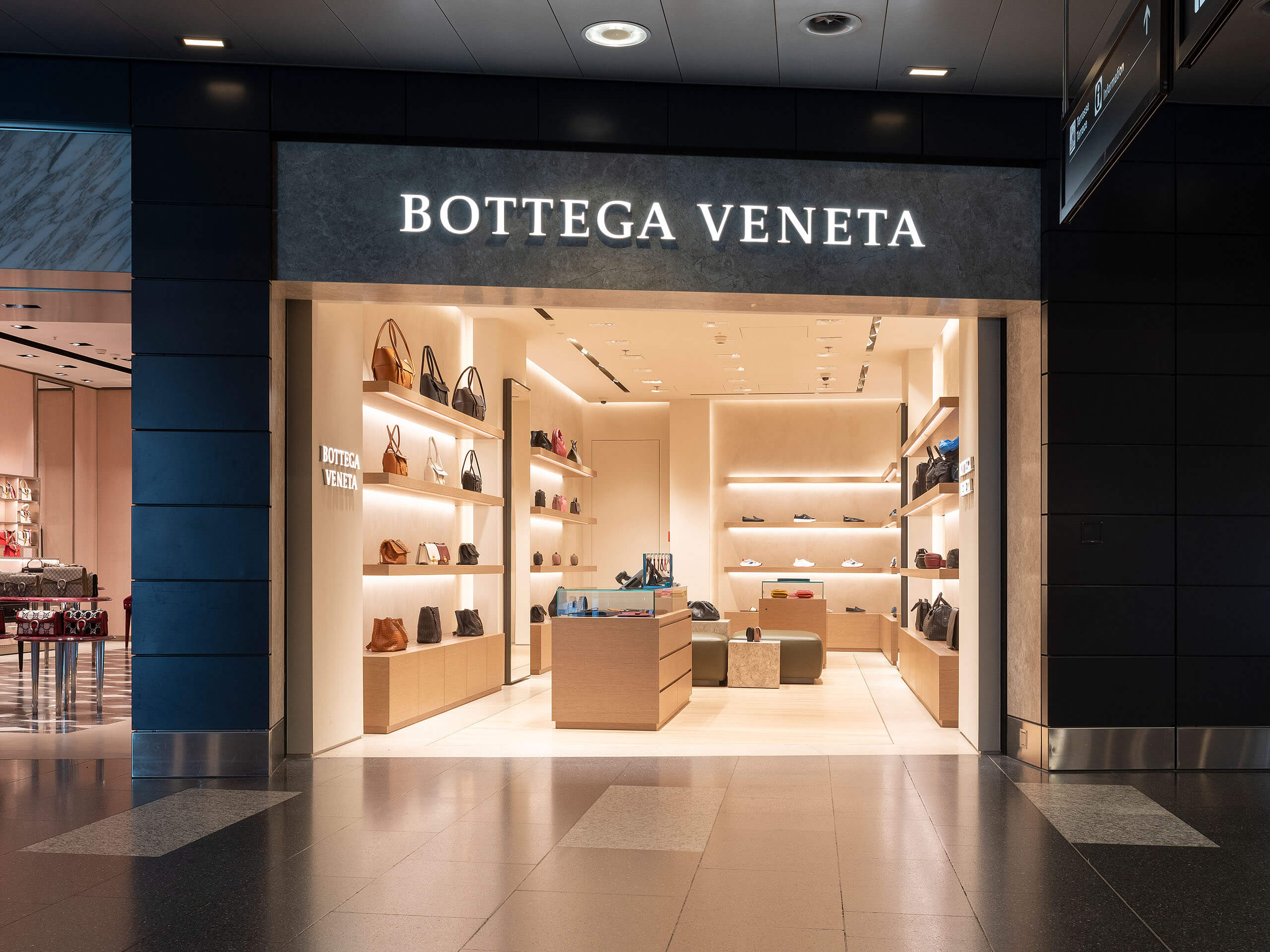 bottega veneta flughafen zuerich