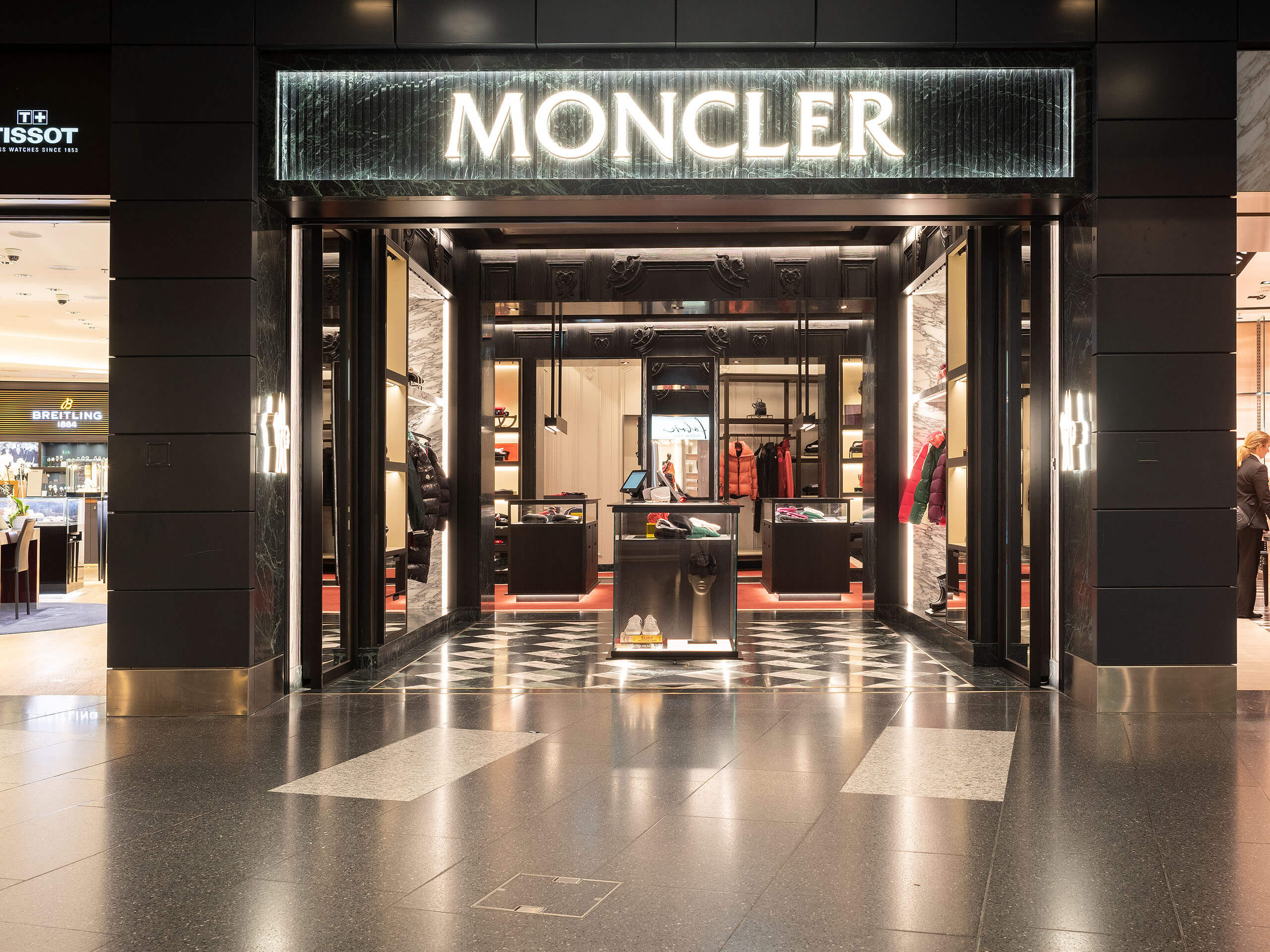 Moncler – Flughafen Zuerich