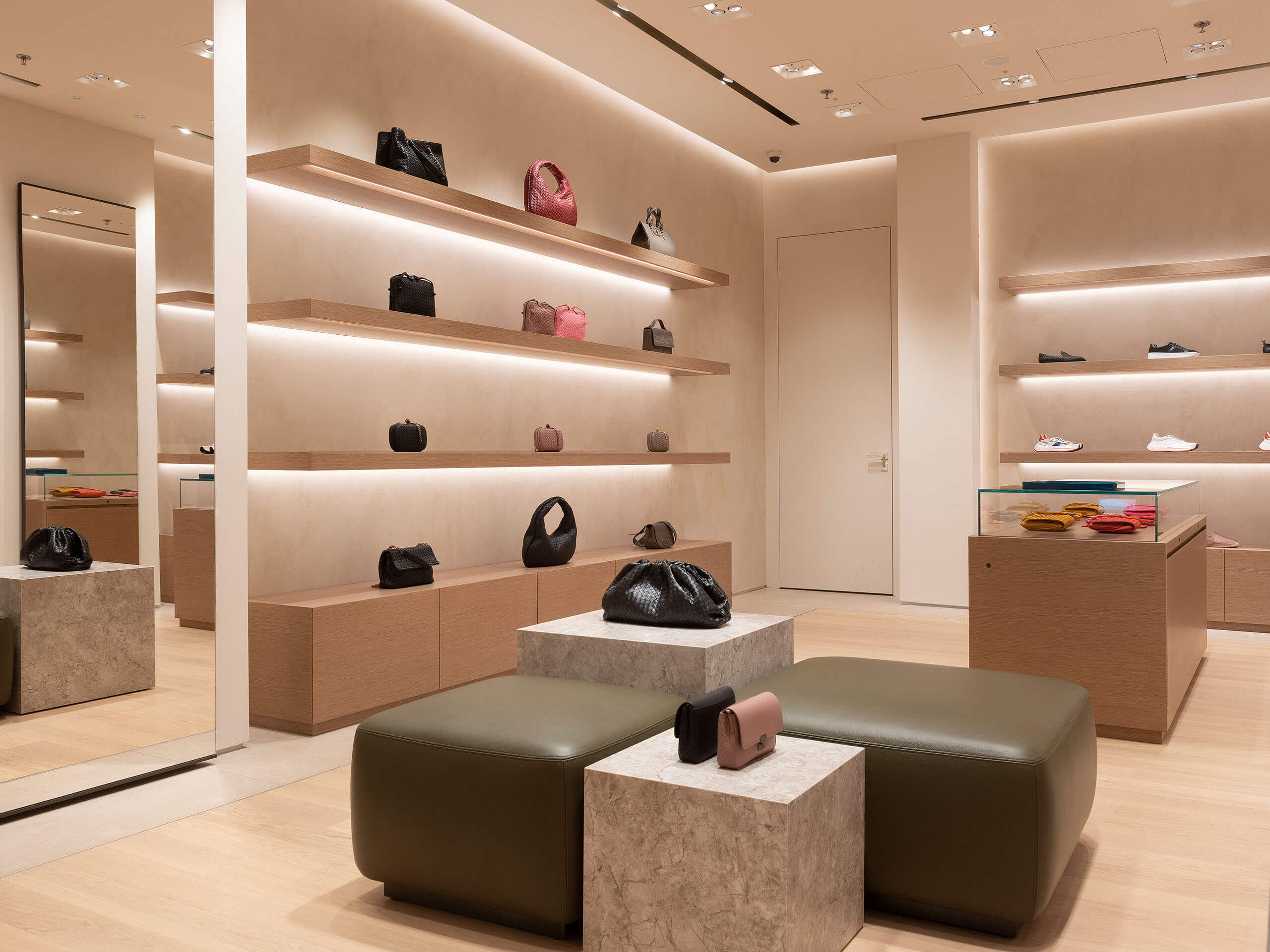bottega veneta flughafen zuerich
